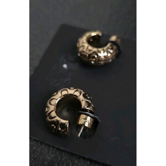 New Coach Signature C Quilted Chunky Gold Hoop Earrings Stud Jewelry - Picture 3 of 4